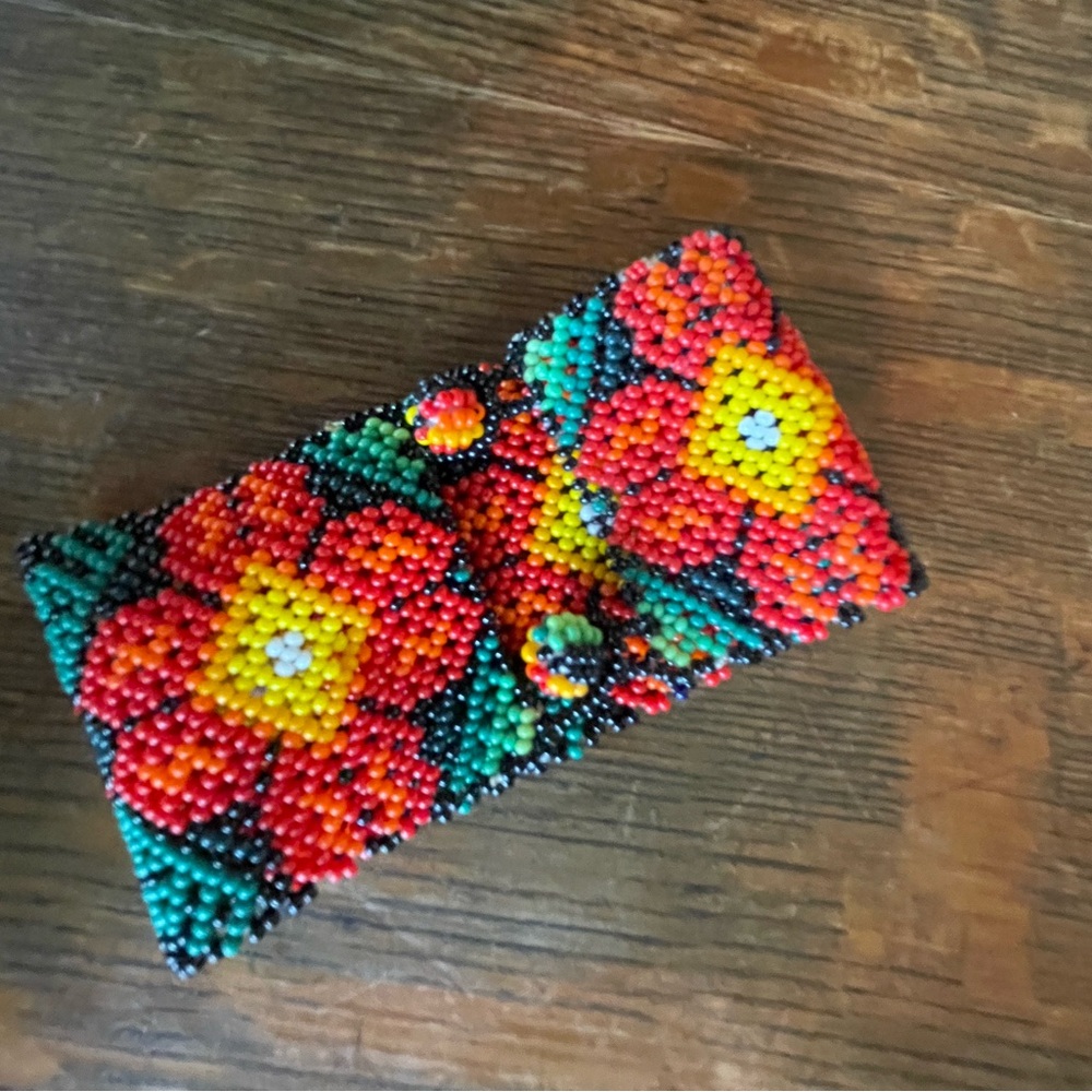 Colorful Beaded Floral Bracelet